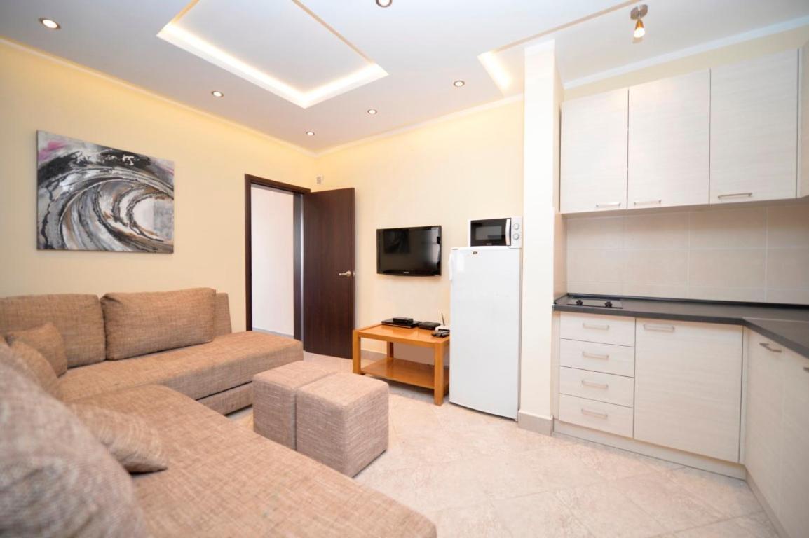Rafailovici Holiday Apartments Extérieur photo