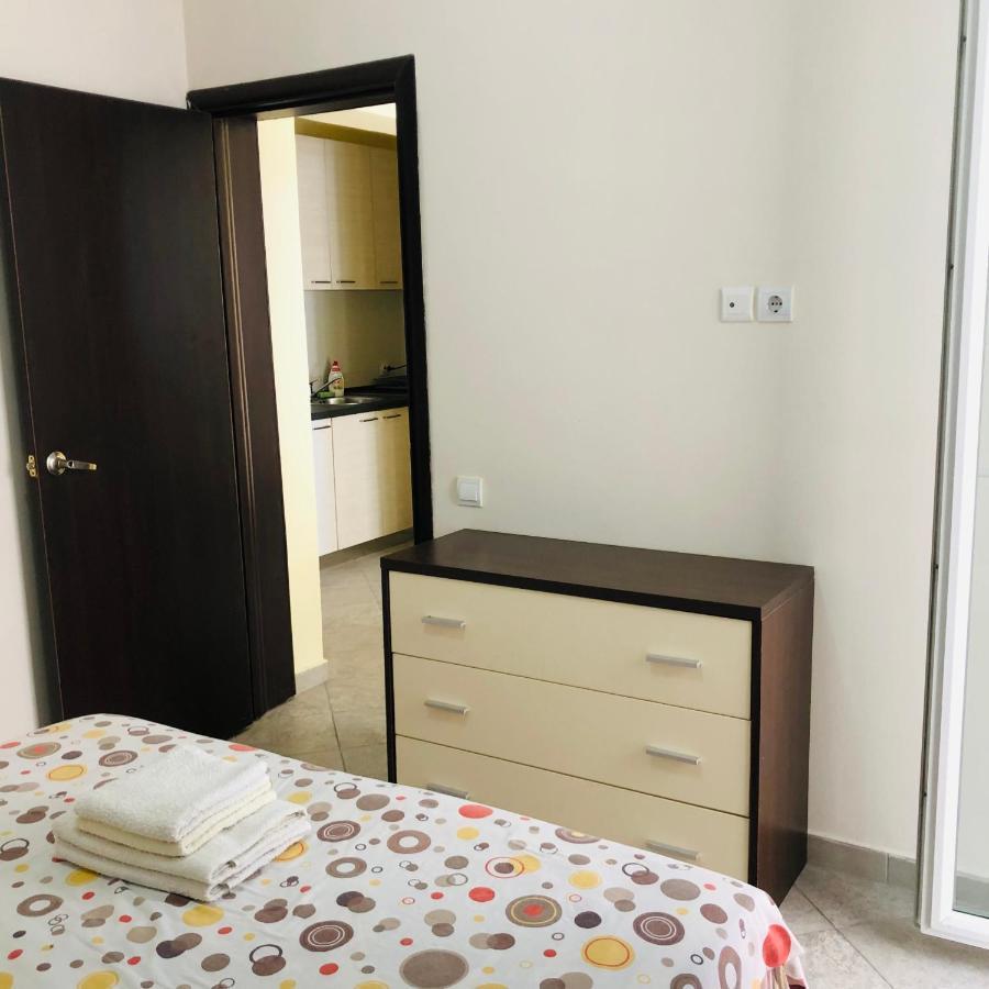 Rafailovici Holiday Apartments Extérieur photo