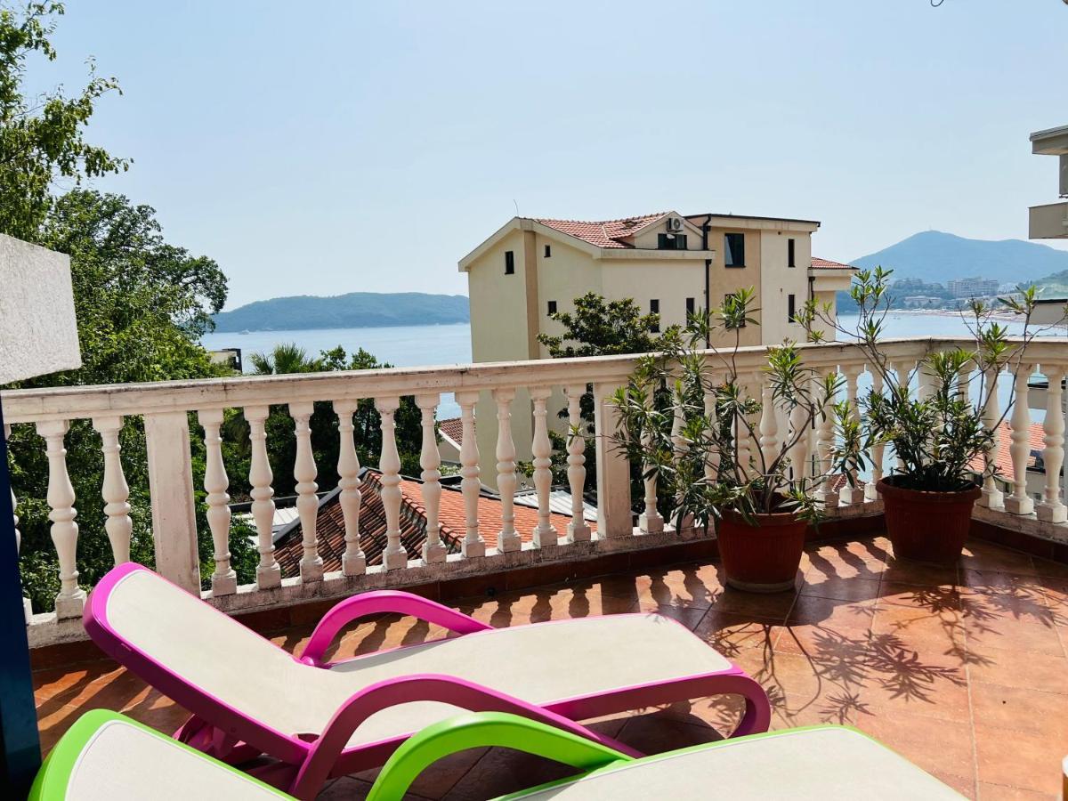 Rafailovici Holiday Apartments Extérieur photo